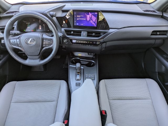 2025 Lexus UX 300h Premium