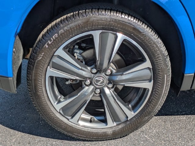 2025 Lexus UX 300h Premium