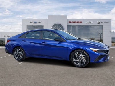 2025 Hyundai Elantra SEL Sport