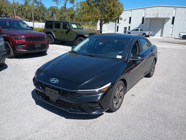 2024 Hyundai Elantra Limited