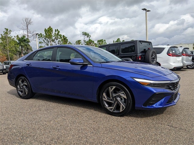 2025 Hyundai Elantra Limited