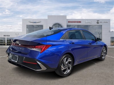 2025 Hyundai Elantra SEL Convenience