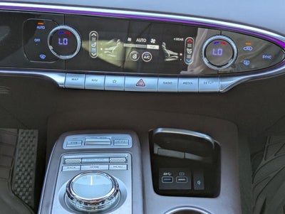 2022 Genesis GV70 2.5T AWD
