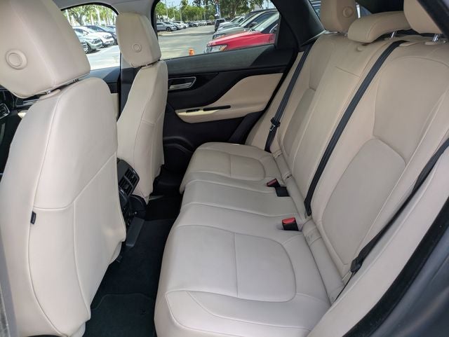 2018 Jaguar F-PACE 25t Premium