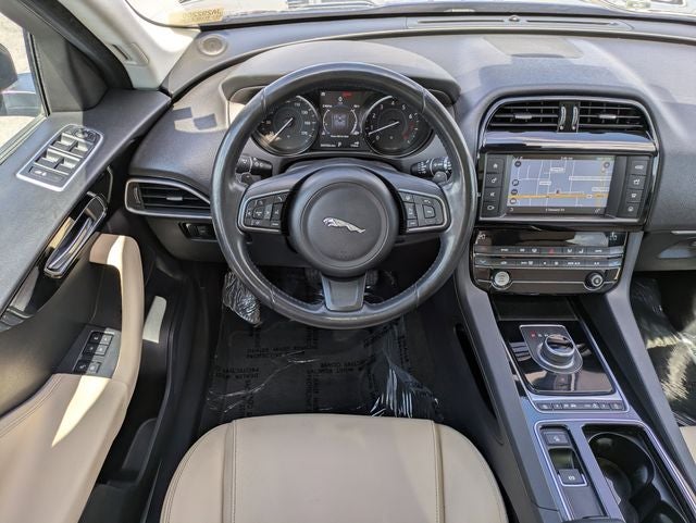 2018 Jaguar F-PACE 25t Premium