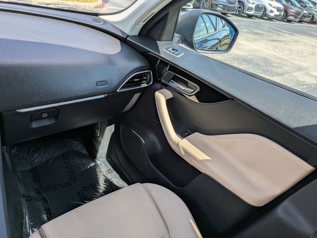 2018 Jaguar F-PACE 25t Premium