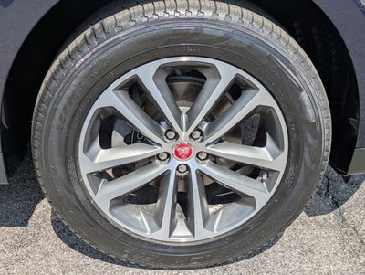 2018 Jaguar F-PACE 25t Premium