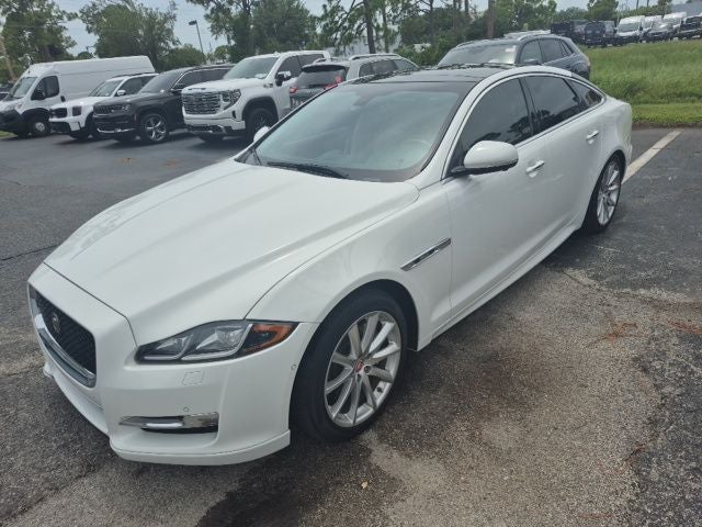 2016 Jaguar XJ R-Sport