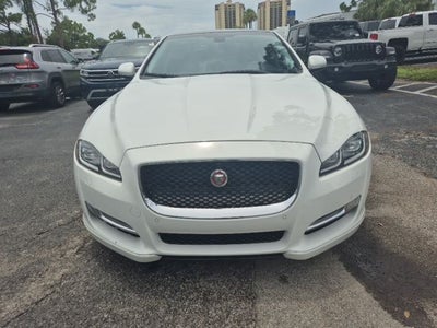 2016 Jaguar XJ R-Sport