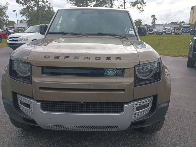 2025 Land Rover Defender 110 S