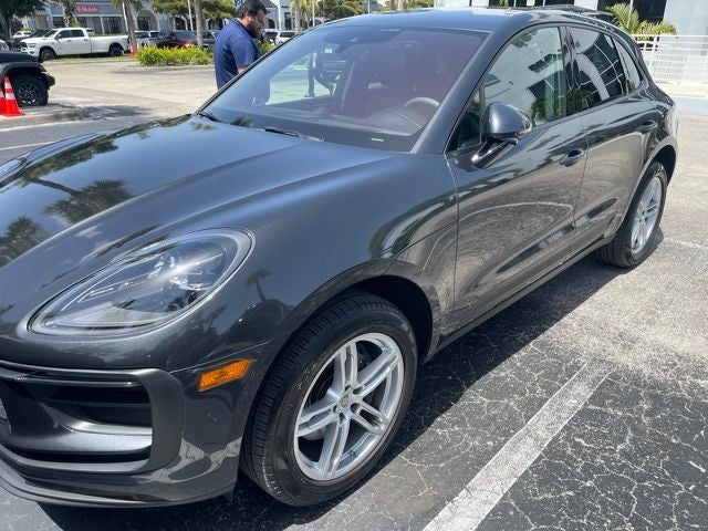 2023 Porsche Macan T