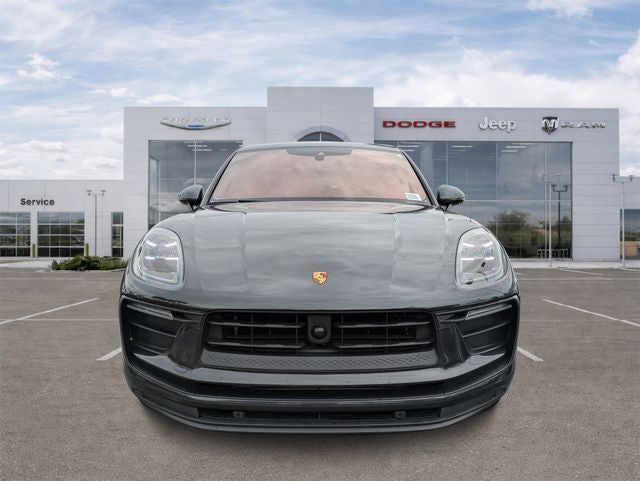2023 Porsche Macan T