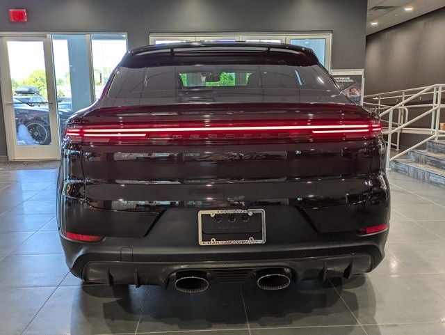 2026 Porsche Cayenne Coupe GTS