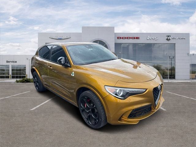 2023 Alfa Romeo Stelvio Quadrifoglio